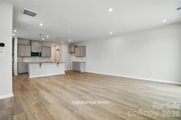 1300 Vibrant Road, Charlotte, NC 28215