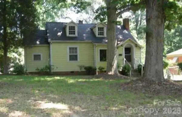 3700 Avalon Avenue, Charlotte, NC 28208