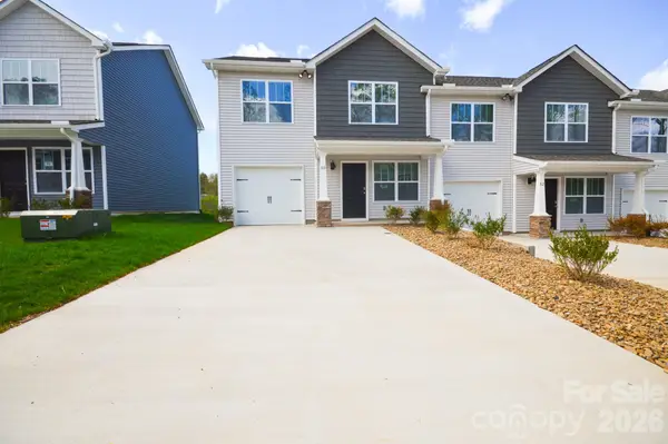 80 Cain Hollow Way, Asheville, NC 28806