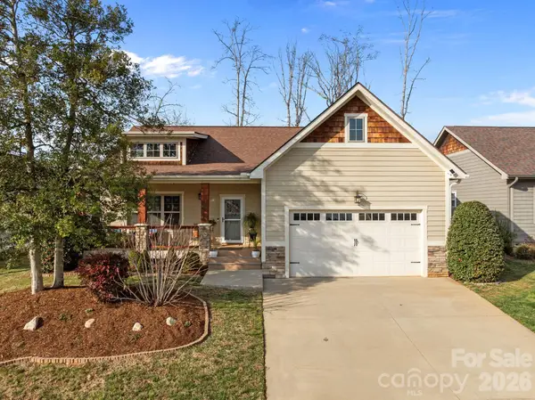 33 Asher Lane, Arden, NC 28704