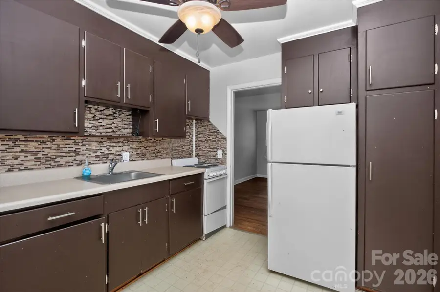 517 Grandin Road, Charlotte, NC 28208 - #3