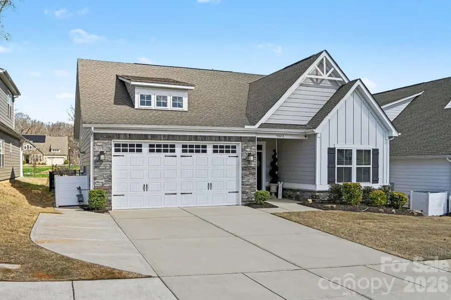 5042 Summer Surprise Lane, Charlotte, NC 28215 - #3