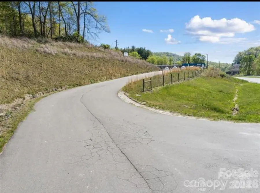 6045 Us 19e Highway, Burnsville, NC 28714 - #3