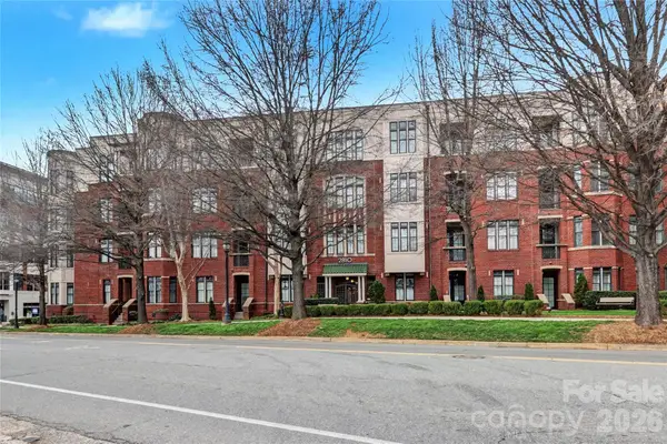 2810 Selwyn Avenue #114, Charlotte, NC 28209