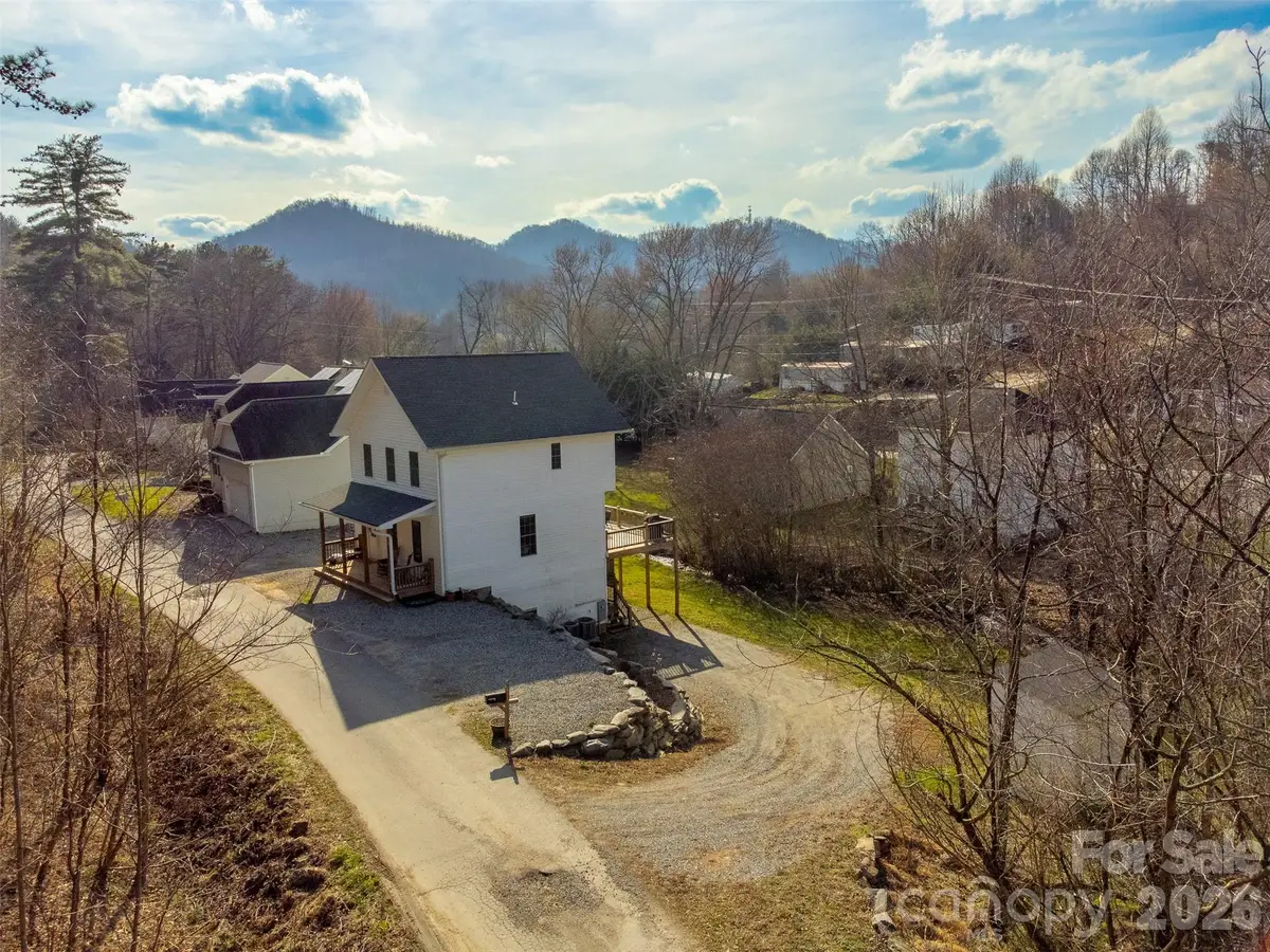 89 Stratford Place, Sylva, NC 28779 - #1