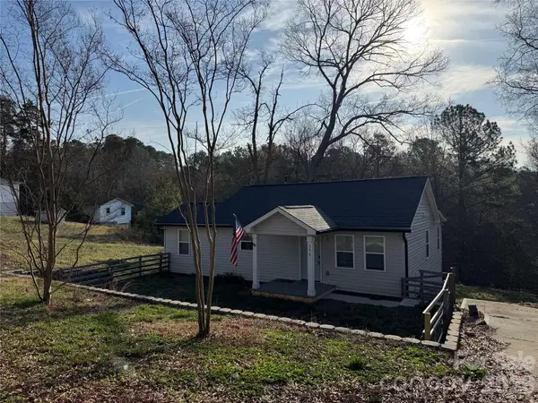 396 Cameron Avenue Ne, Concord, NC 28025