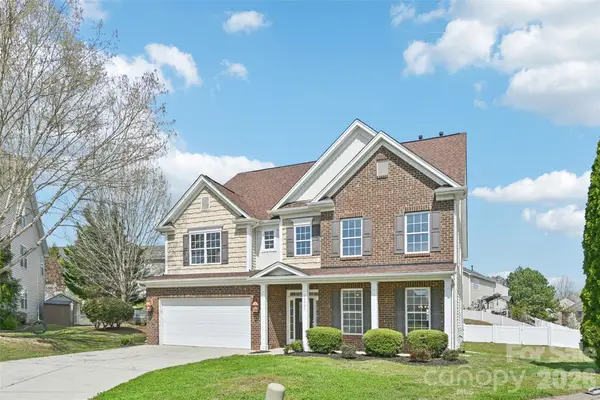 10901 Trout Creek Place, Davidson, NC 28036