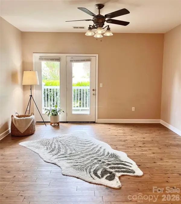 11264 Hyde Pointe Court, Charlotte, NC 28262