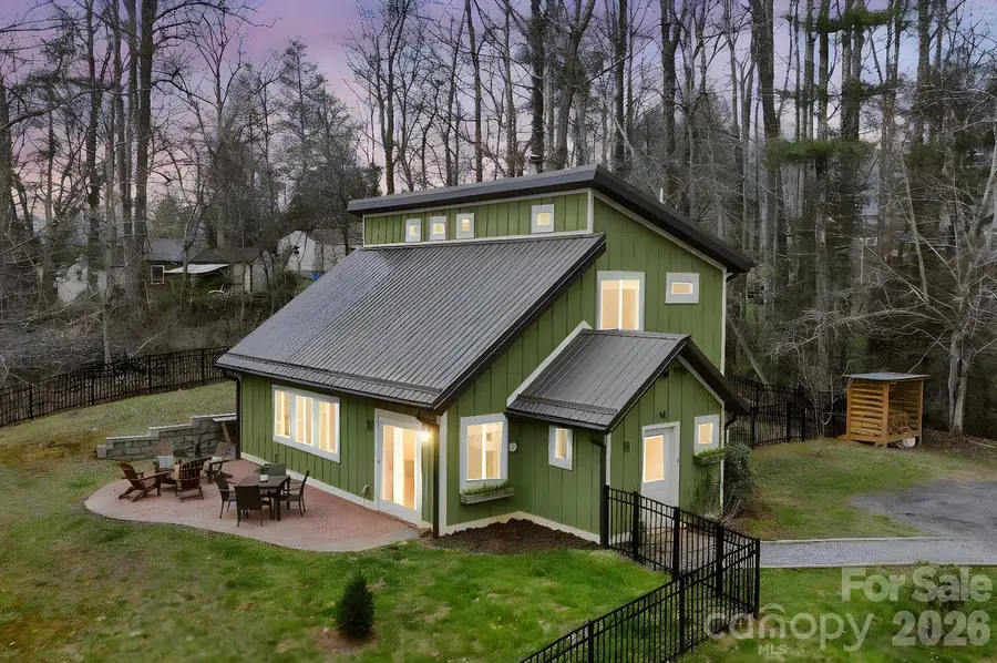 14 Sunny Hollow Lane, Fairview, NC 28730 - #2