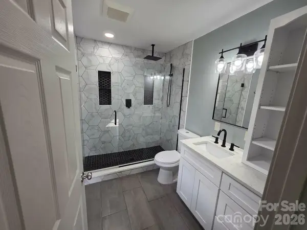 5285 E Holly Grove Road #43, Thomasville, NC 27360