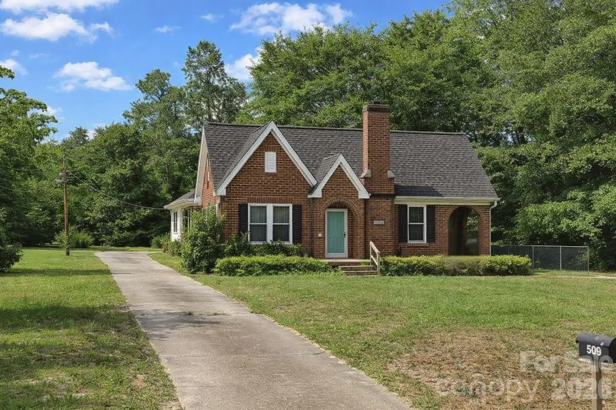 509 E Hilton Street, Kershaw, SC 29067 - #1