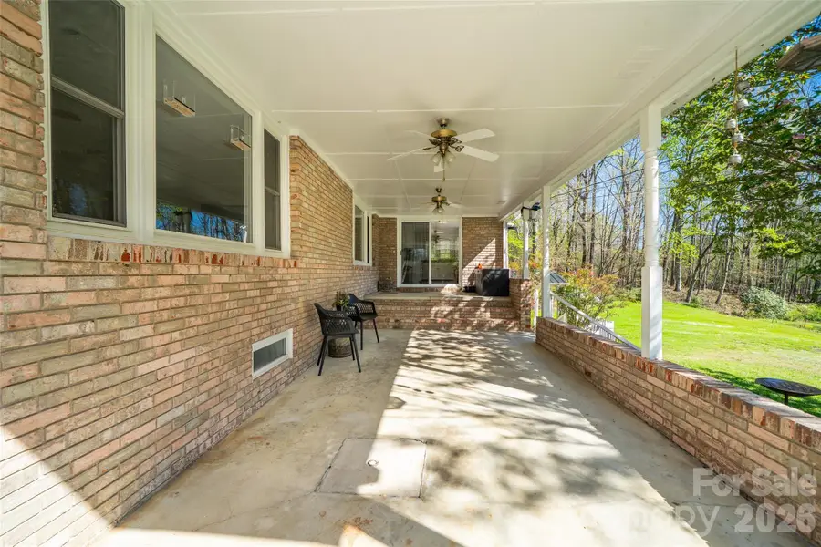 913 Dorothy Street, Hendersonville, NC 28791 - #3