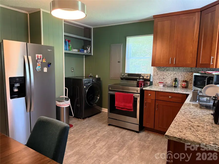 703 Stage Street Nw, Lenoir, NC 28645 - #2