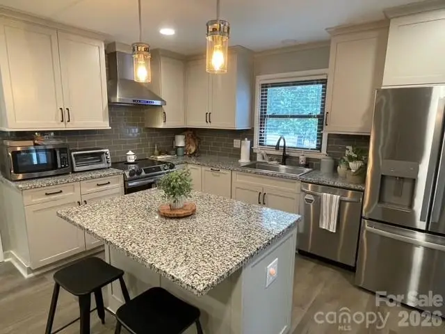 107 Woodlynn Drive, Charlotte, NC 28214 - #2