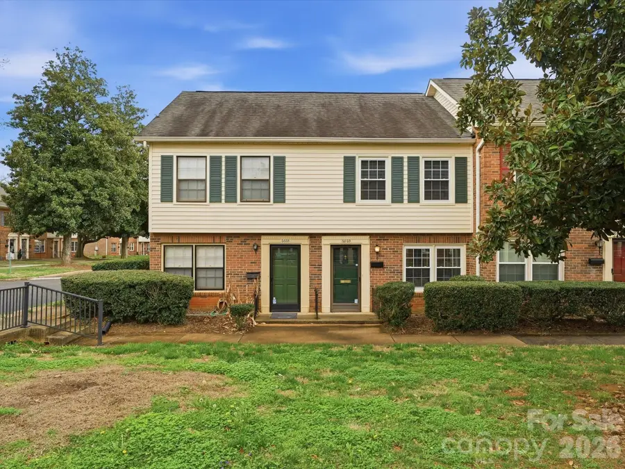 4640 Old Lantern Way, Charlotte, NC 28212 - #2