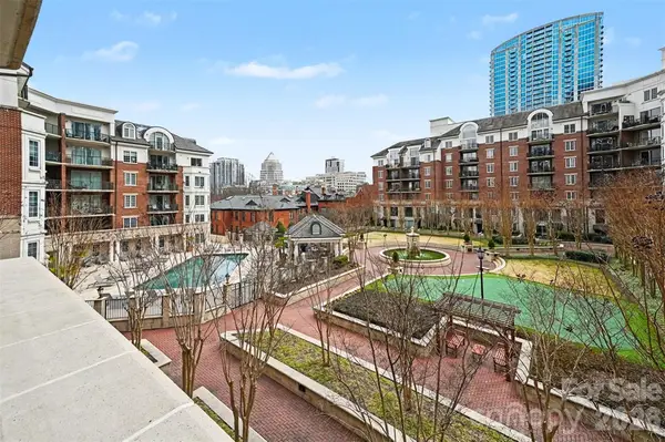 300 W 5th Street #336, Charlotte, NC 28202