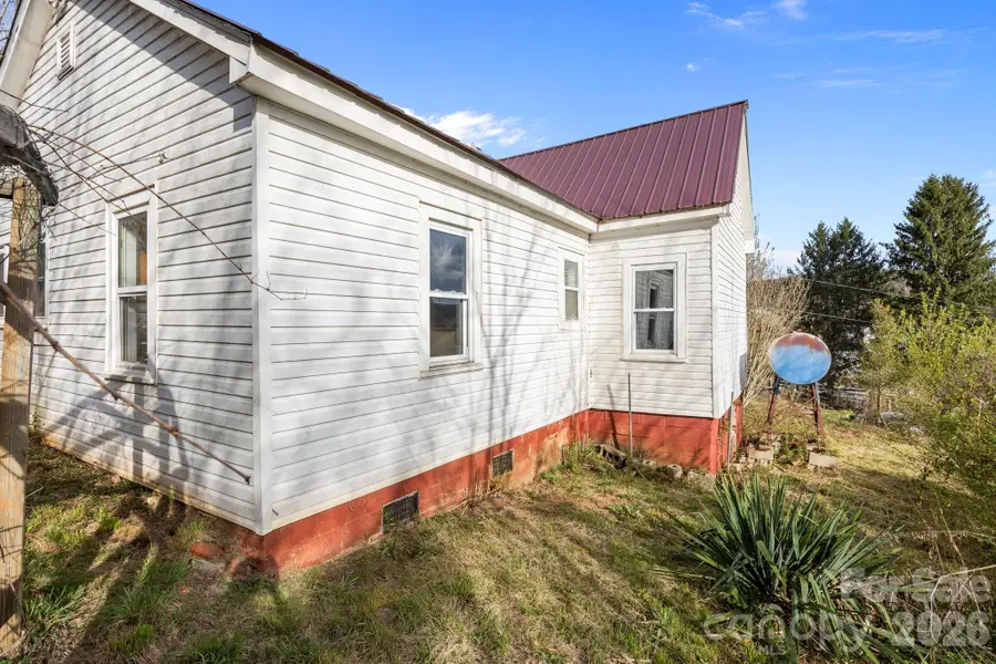 161 Pandora Circle, Canton, NC 28716 - #3