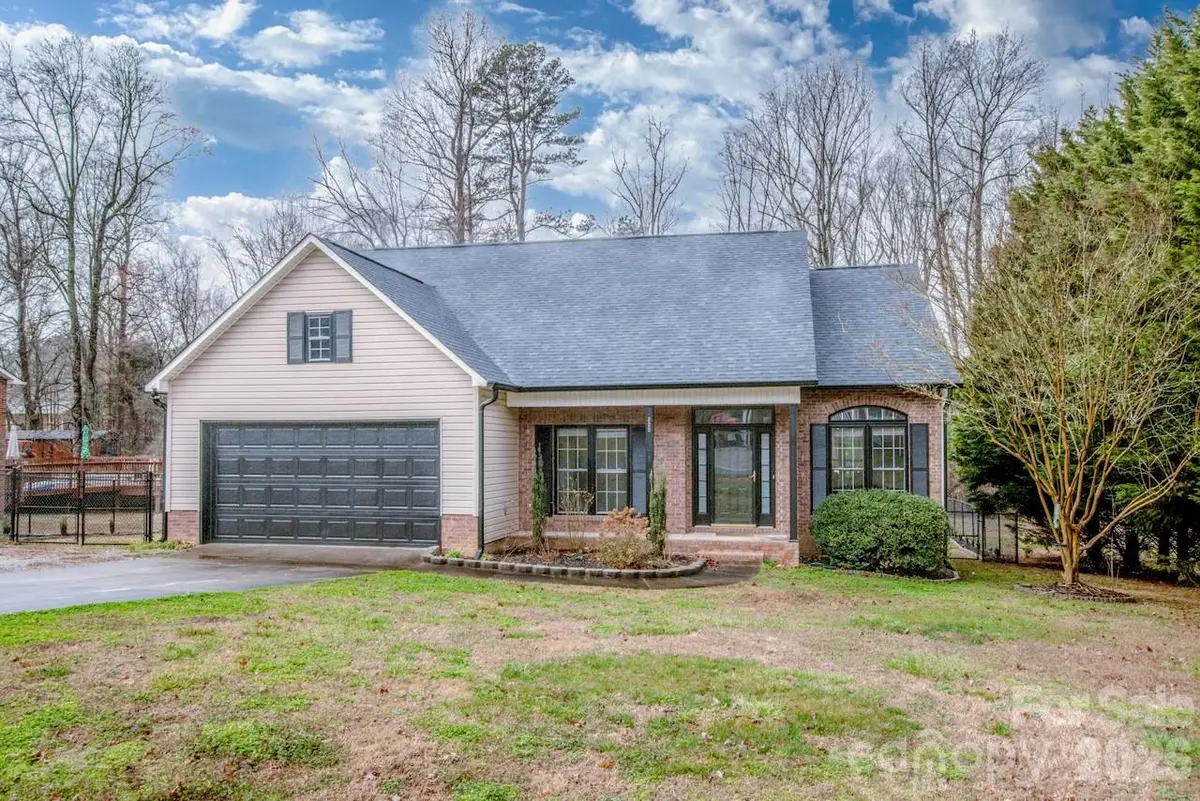 225 Delview Drive, Cherryville, NC 28021 - #1