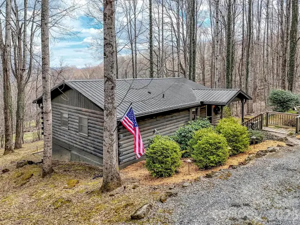 63 Twinbrook Drive, Waynesville, NC 28786