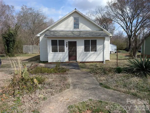 633 S Eastway Drive, Troutman, NC 28166