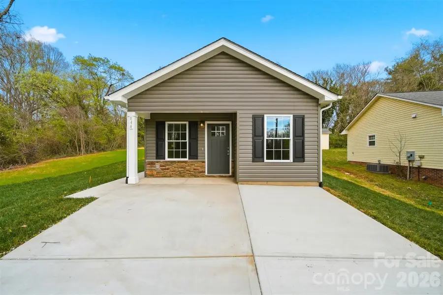 844 5th Avenue Sw, Hickory, NC 28602 - #2