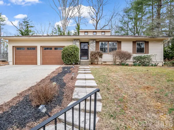 31 Deer Run Drive, Asheville, NC 28803