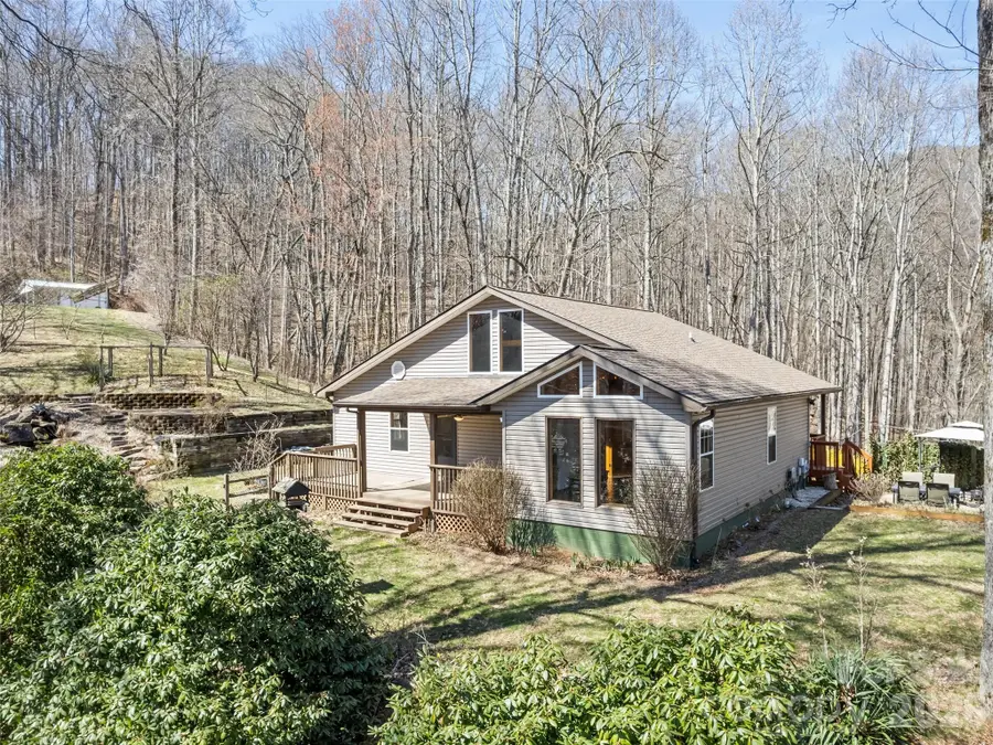 401 Tipstill Cove, Waynesville, NC 28786 - #2