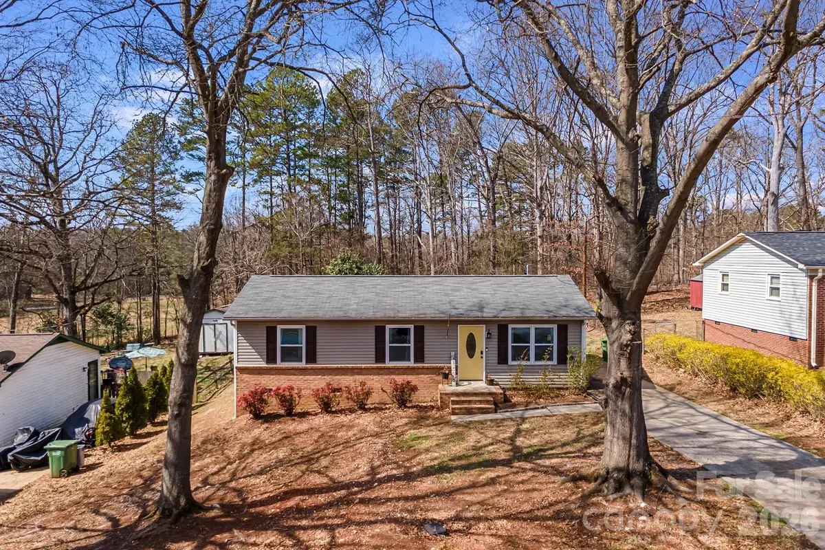 109 Julia Street, Mount Holly, NC 28120 - #1