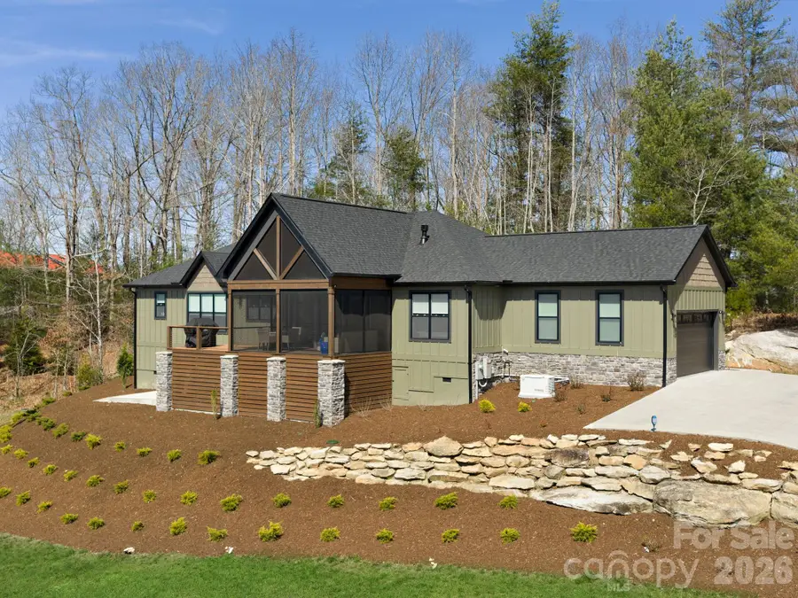 636 Crystal Heights Drive, Hendersonville, NC 28739 - #3