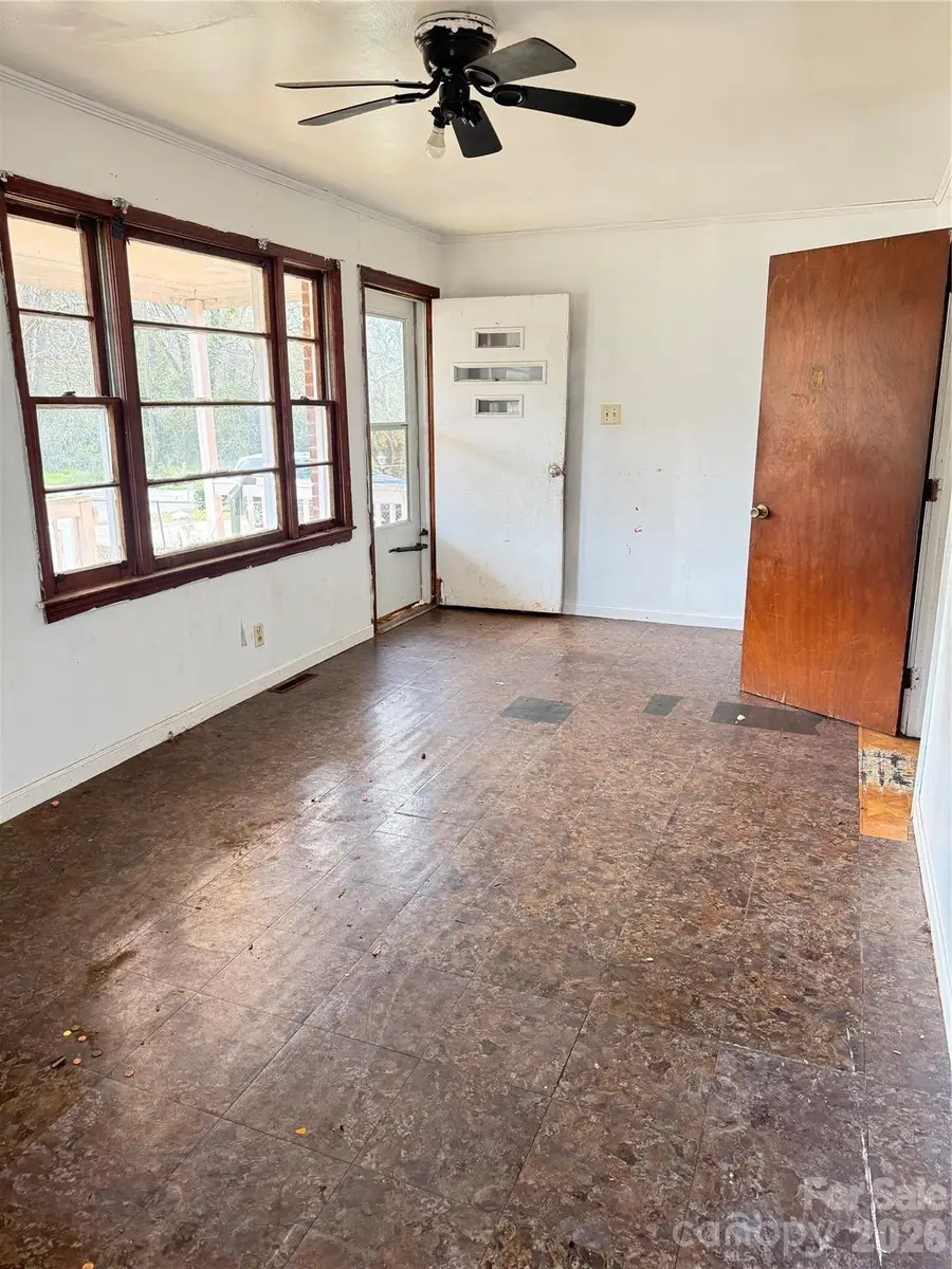 205 Jewel Street, Chester, SC 29706 - #3