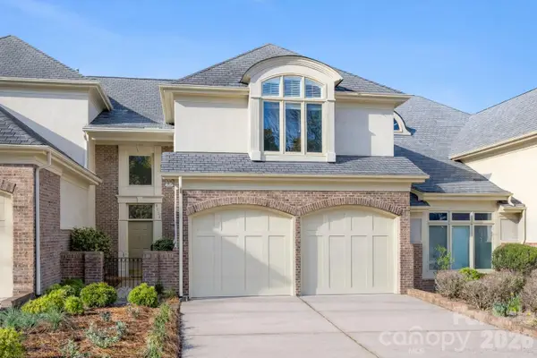 8934 Challis Hill Lane, Charlotte, NC 28226