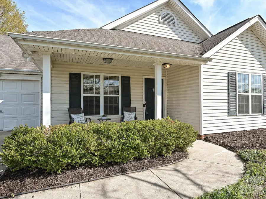 1821 Conifer Circle, Charlotte, NC 28213 - #2