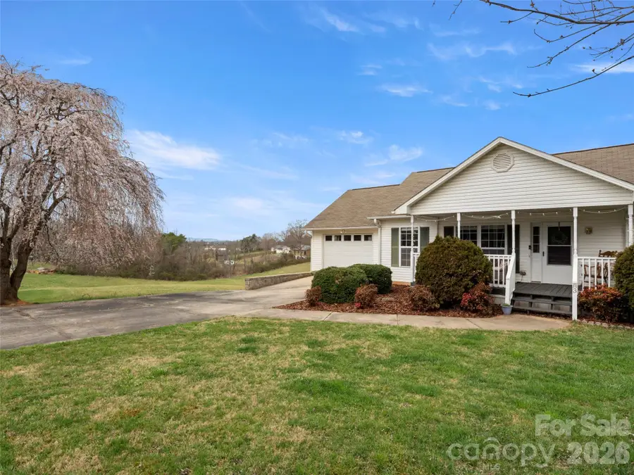 83 Church Street, Weaverville, NC 28787 - #2