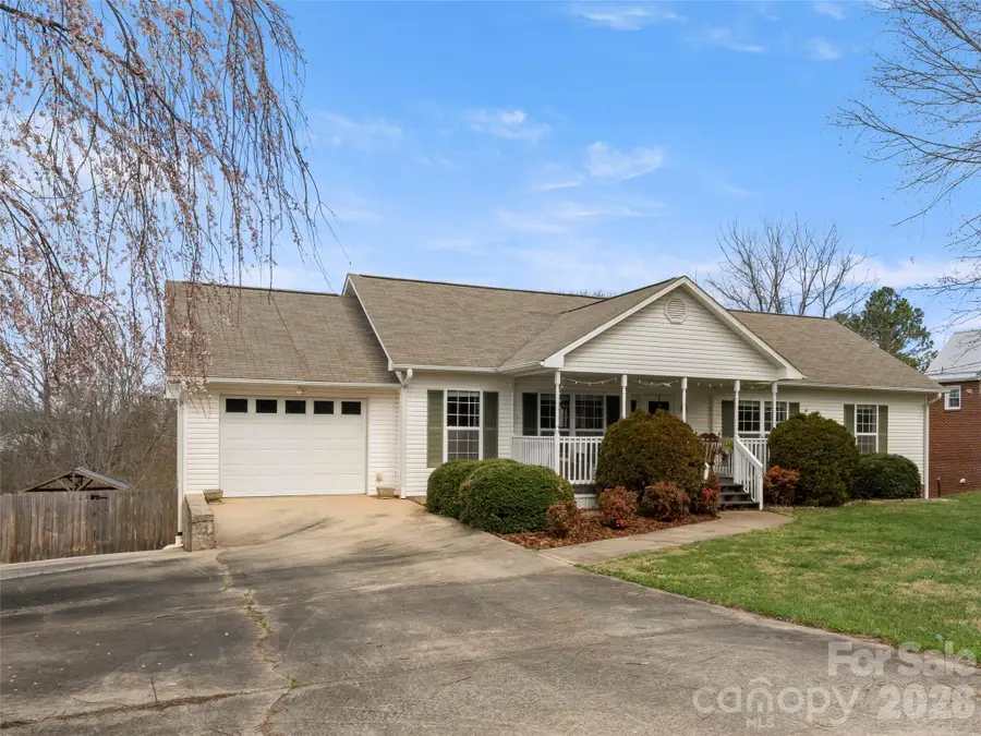 83 Church Street, Weaverville, NC 28787 - #3