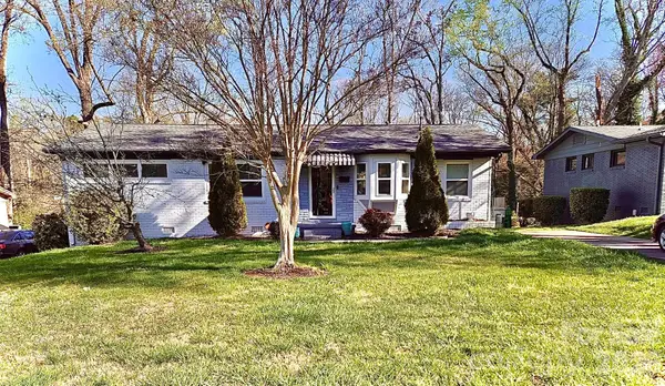 3945 Winfield Drive, Charlotte, NC 28205