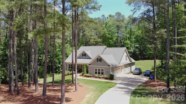 4660 Gold Finch Drive, Denver, NC 28037