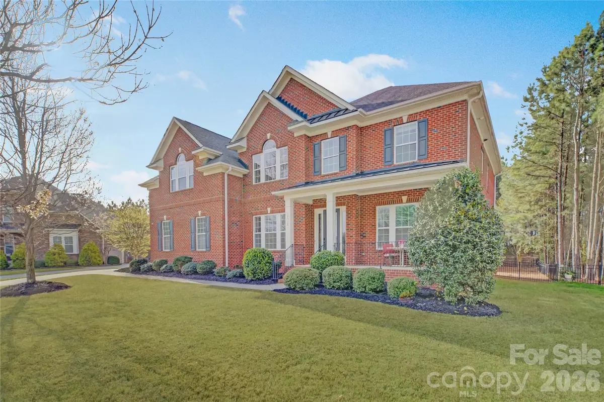 16518 Governors Club Court, Charlotte, NC 28278 - #1
