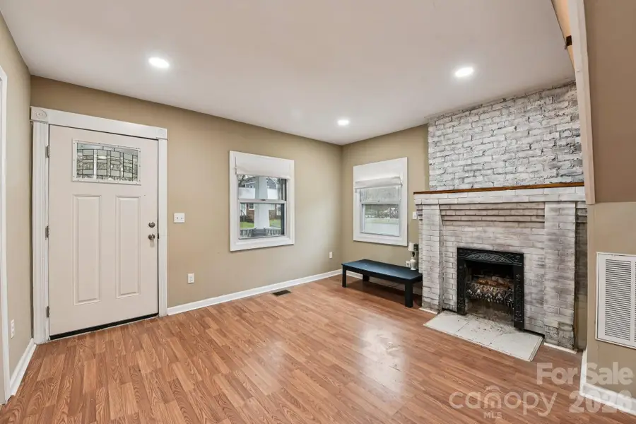 209 W Marsh Street, Salisbury, NC 28144 - #3