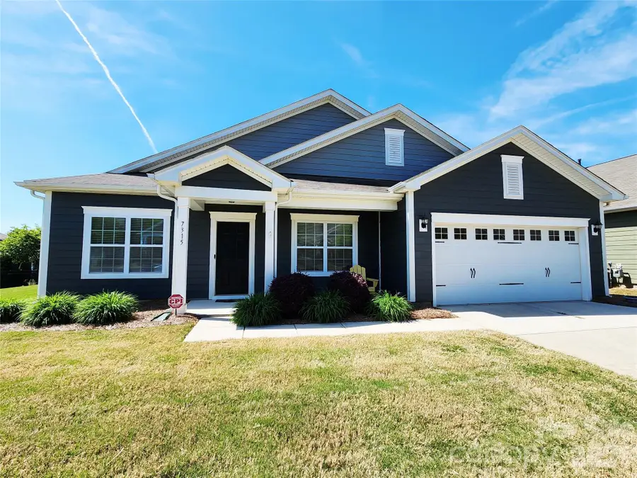 7315 Strawberry Fields Lane, Charlotte, NC 28278 - #2