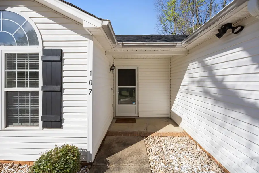 107 Panther Creek Road E, Troutman, NC 28166 - #3