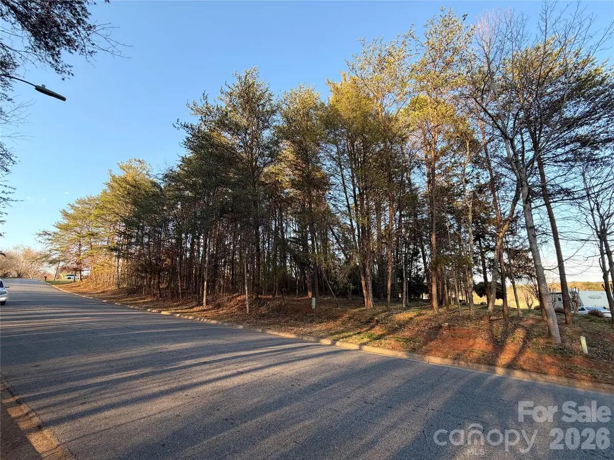 3785 Pinecrest Drive Ne #155, Hickory, NC 28601 - #1