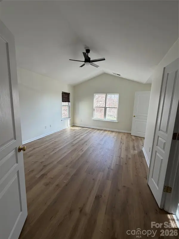 10208 Old Carolina Drive, Charlotte, NC 28214