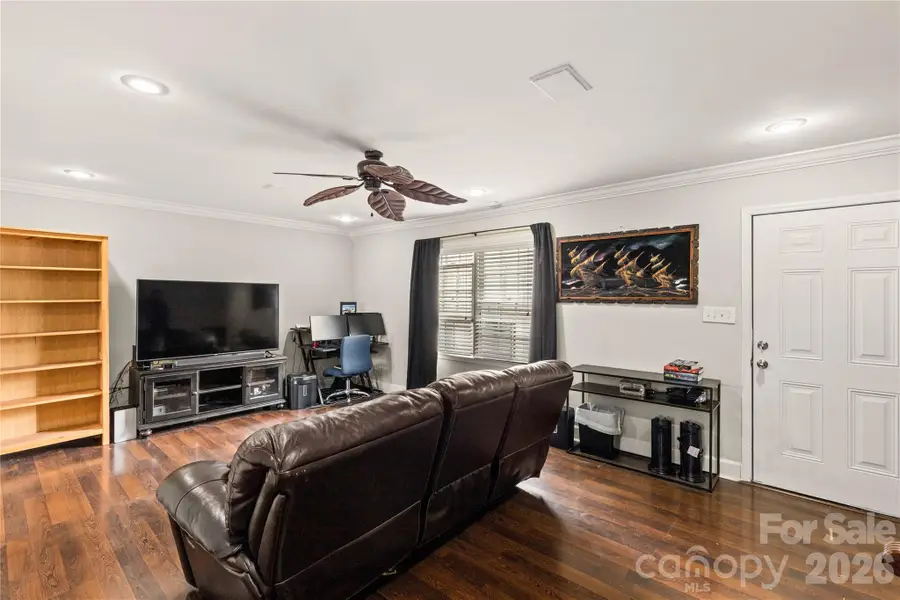 2222 Yorkhills Drive #6, Charlotte, NC 28217 - #3