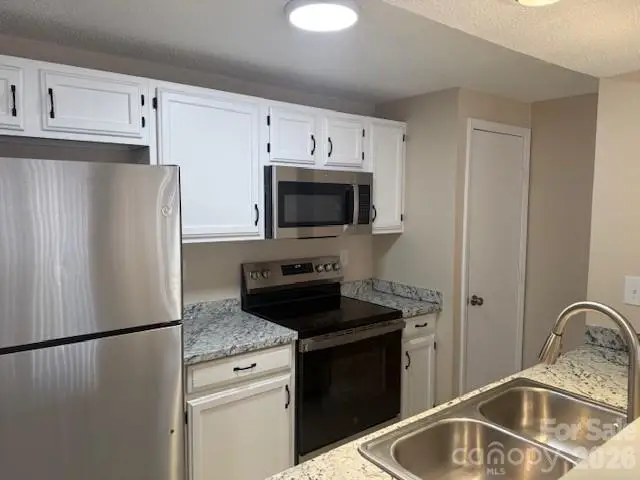 1610 Arlyn Circle, Charlotte, NC 28213 - #2