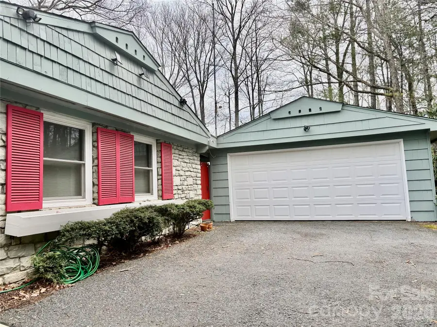 126 Ridgeview Road, Spruce Pine, NC 28777 - #3