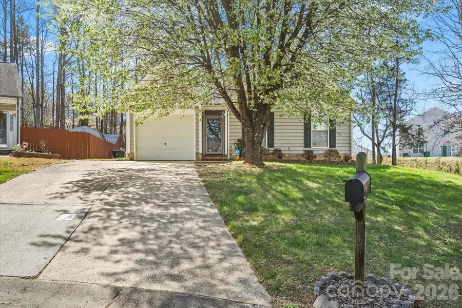 8636 Warwick Crest Lane, Charlotte, NC 28215 - #3