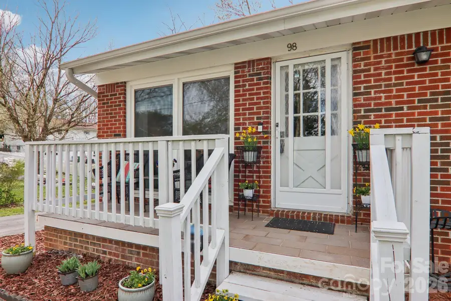 98 Oak Knoll Road, Asheville, NC 28804 - #3