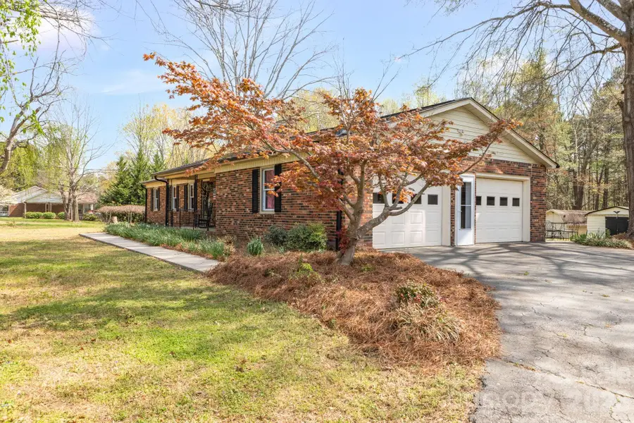 3921 Peach Street, Newton, NC 28658 - #3