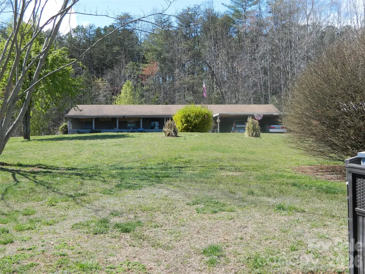 2797 Playmore Beach Road Nw, Morganton, NC 28655 - #1