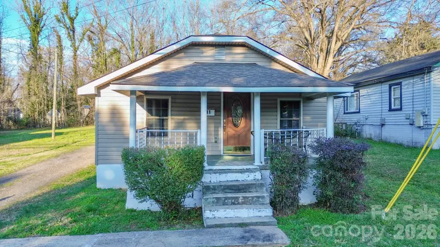 611 W Iredell Avenue, Mooresville, NC 28115 - #2